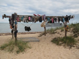 Thong shack across the bay