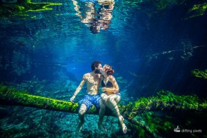 And look how a professional photographer shoots a young French couple at Bitter Springs